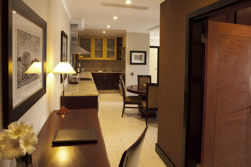 Raphael Suites Johannesburgo Exterior foto